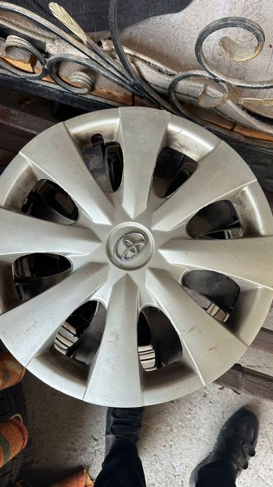 Продам диски с шинами в отличном состоянии
