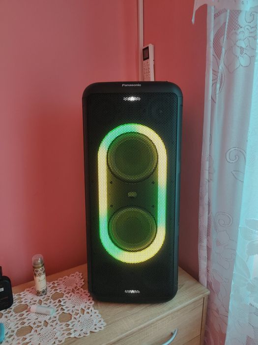 Vând boxa Panasonic 1000 w