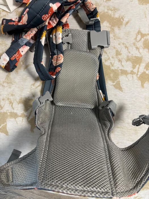 Marsupiu/sistem de purtare  pentru nou născuți