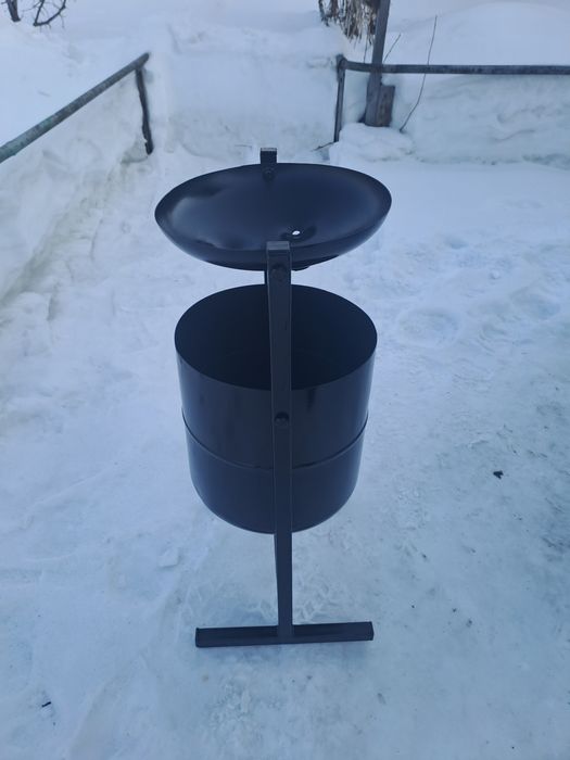 Продам новую уличную Урну