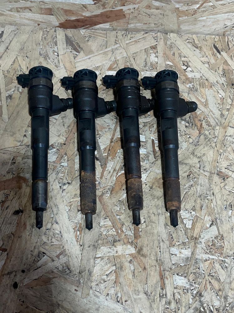 Injector/Injectoare 1.5 DCI Euro 6 Renault/Dacia 0445110652