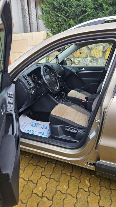 Vw Tiguan Facelift  2.0 D 4 MOTION  177 Cp [Bi Xenon , Led , Navigatie