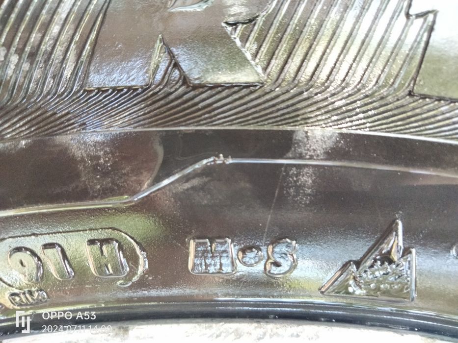 Vând 4 roți 205\55R16