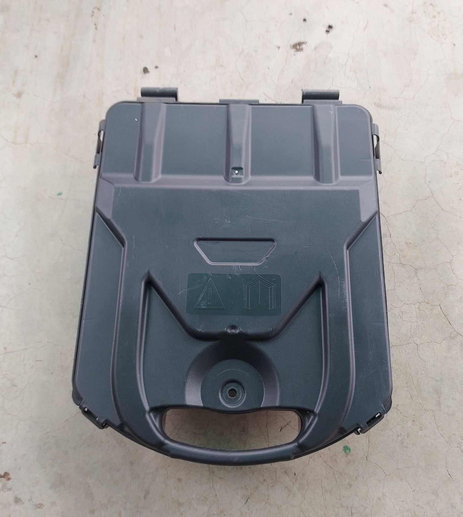 Set de cric + cheie originale de Renault Trafic Vivaro Nissan