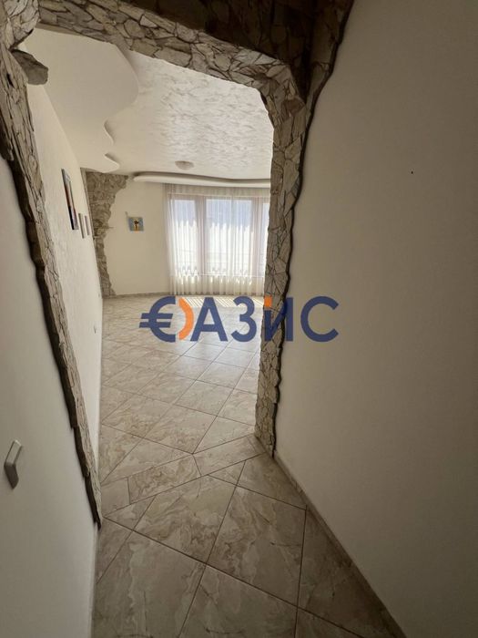 Продава се Двустаен апартамент в к.к. Слънчев бряг - 69 кв.м за 1290 €/кв.м - Снимка #4