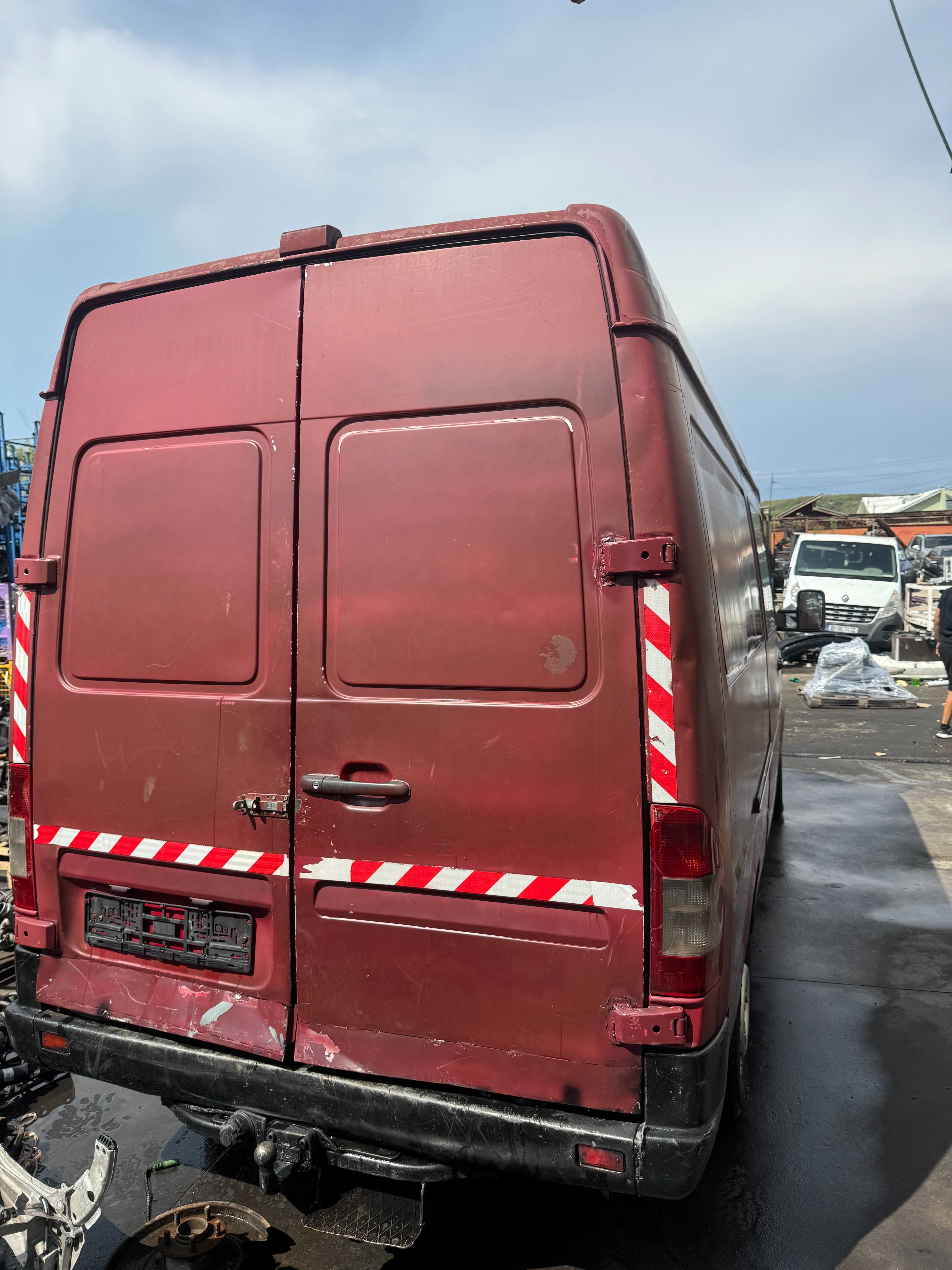 Piese dezmembrari Mercedes Sprinter w903 2.2 CDI euro