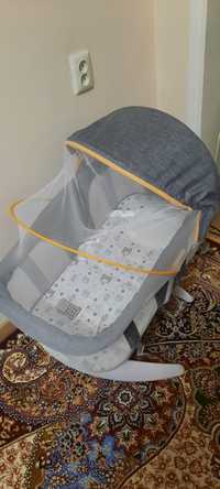Детская кроватка- колыбелька для новорождённых  в отличном состоянии