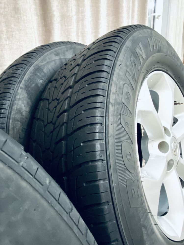 Летние шины Roadstone Roadian HP