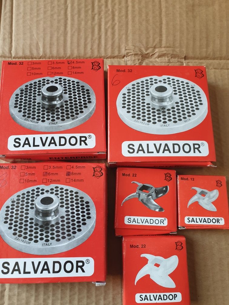 Иноксови  решерки Salvador   за месомелачлачка
