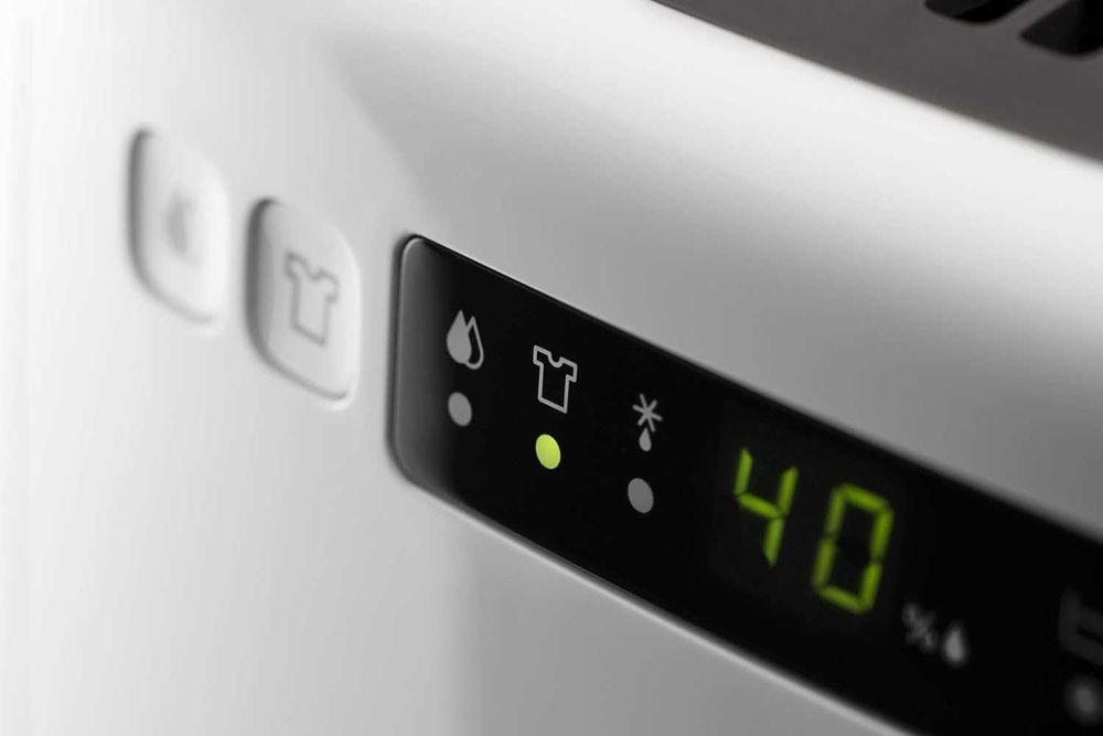 НОВ Обезвлажнител Влагоабсорбатор De'Longhi Tasciugo AriaDry 14л/Ден