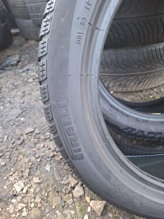 Vand 2 anvelope 195 55 17 pireli de iarna bune dot 2023