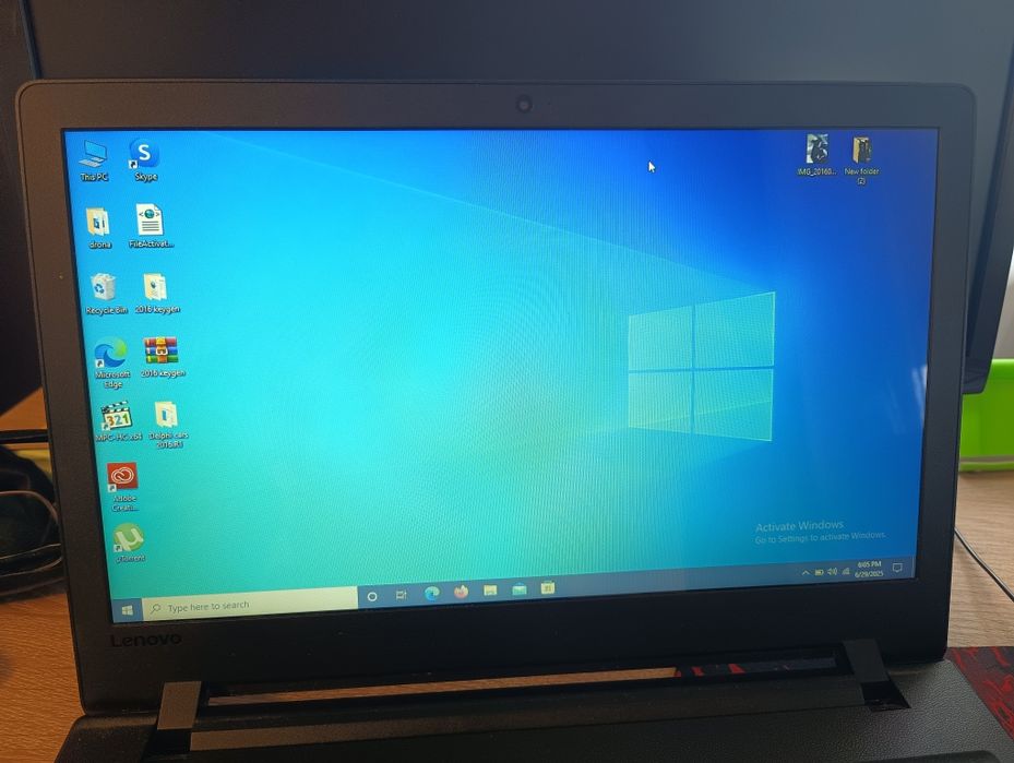 Laptop Lenovo IdeaPad rezolutie full hd