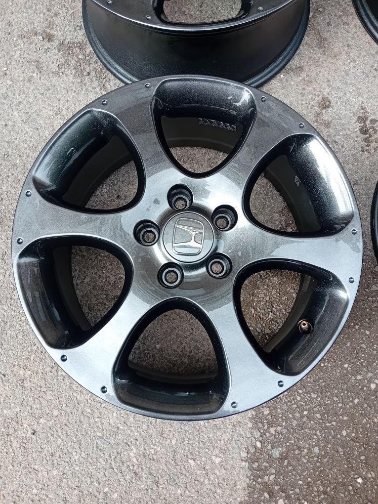 Лети Джанти - 17 цола  5х114.3  ( HONDA и др.)