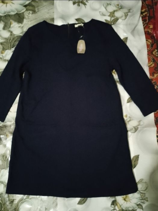 Платя короткий синий цвет