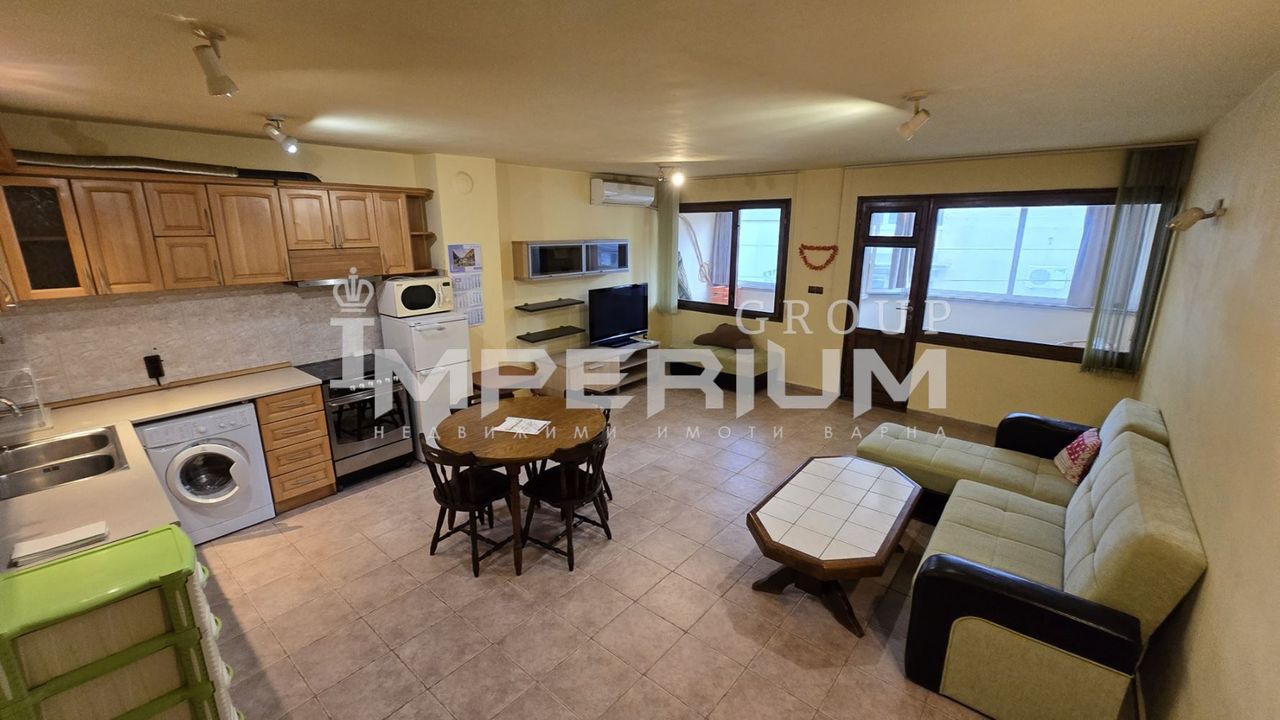Продава се Двустаен апартамент в Варна, Левски - 93 кв.м за 1774 €/кв.м - Снимка #1