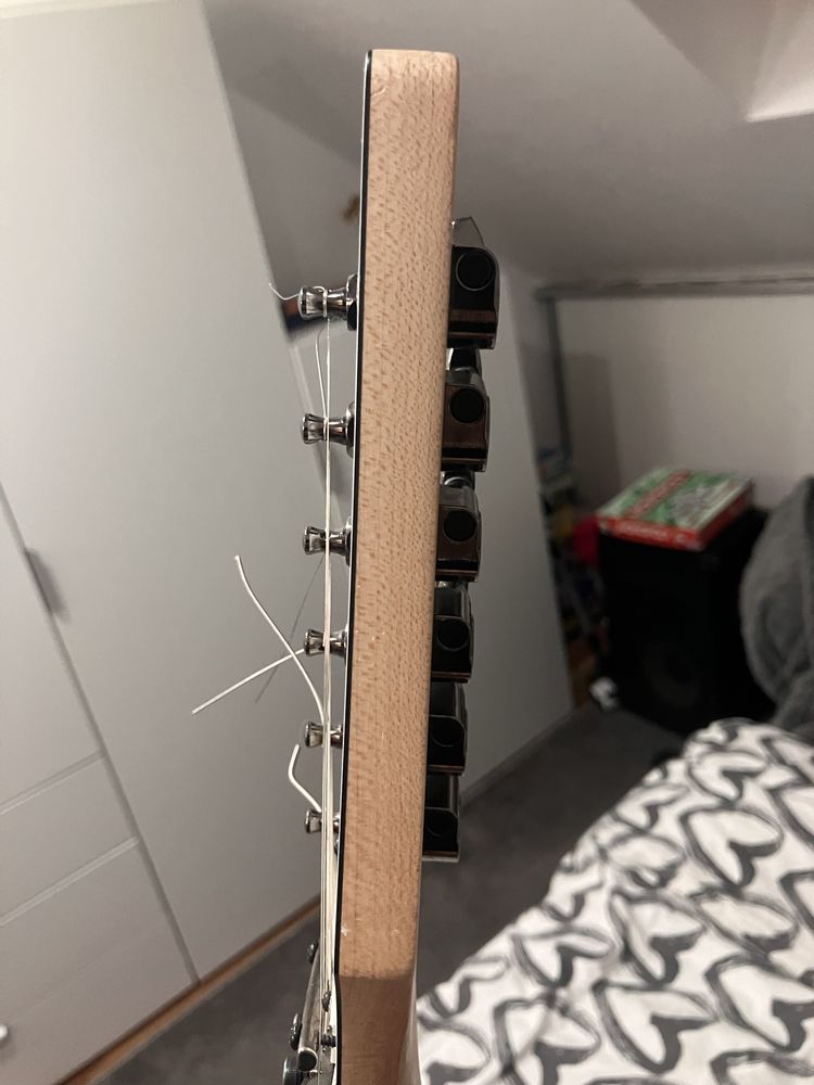 Ibanez jem jr wh