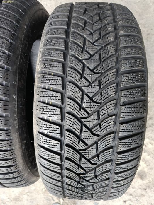 Зимни гуми -16цола -225/55-1бр -70лв."DUNLOP"-като нови