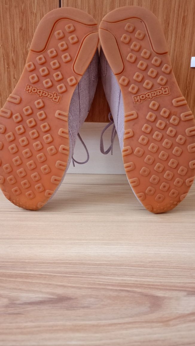 Дамски маратонки Reebok 37.5
