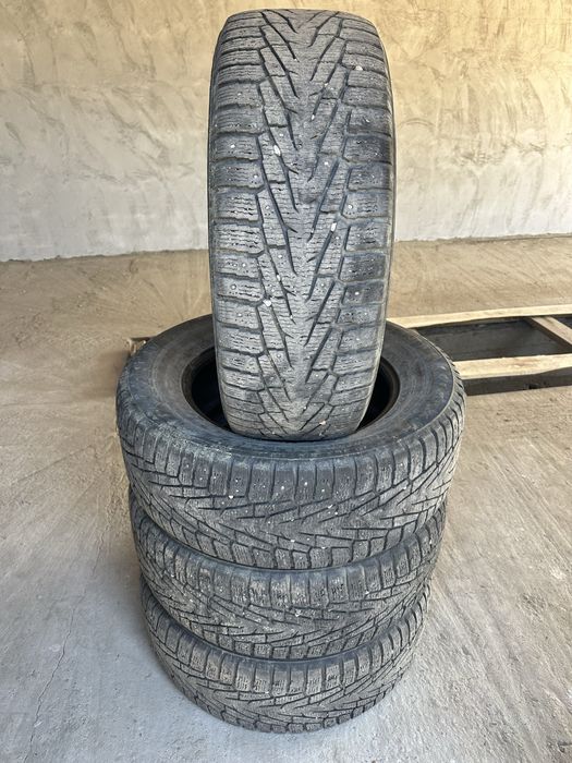 Комплект зимней резины нокиан 265/60 R18