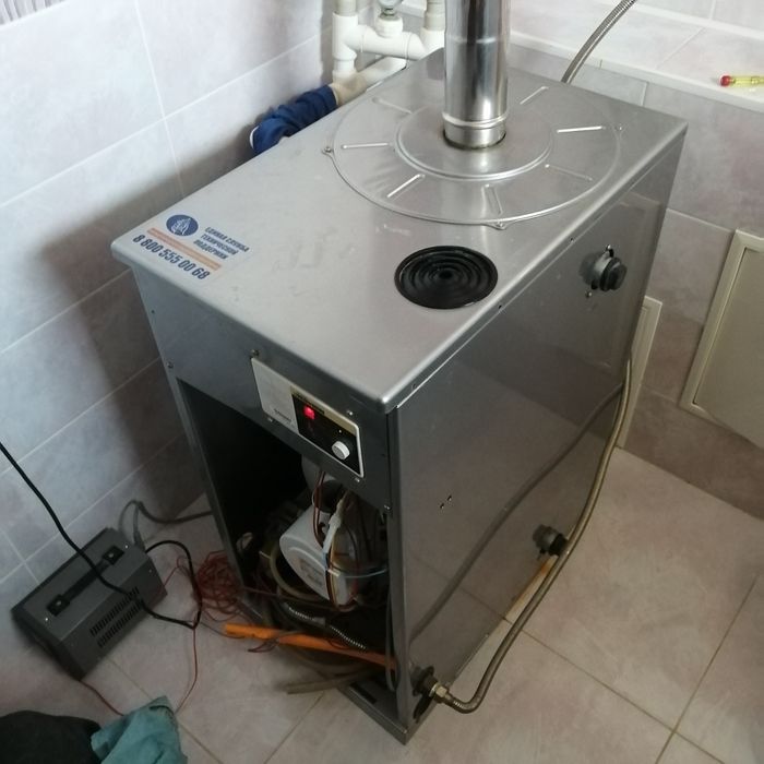 Котёл NAVIEN Б/У на запчасти