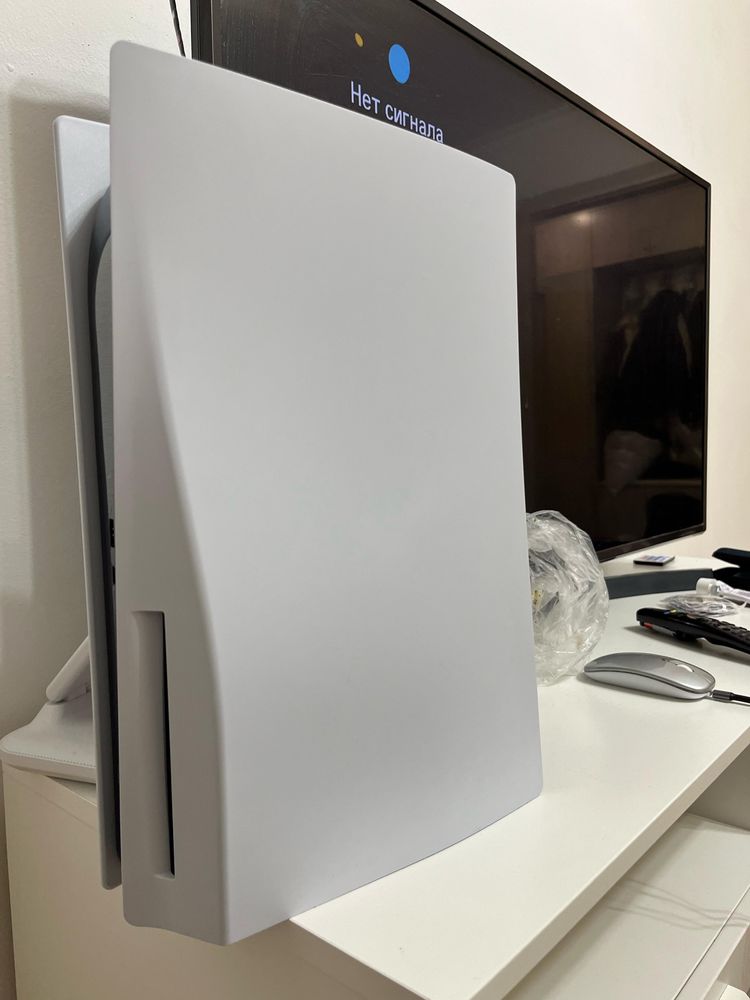 Продам playstation 5 торг имеется
