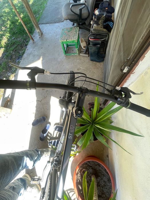Vând bicicletă rockrider st 120