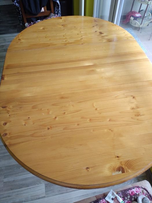 Разтегателна трапезна маса с 6 стола от масив