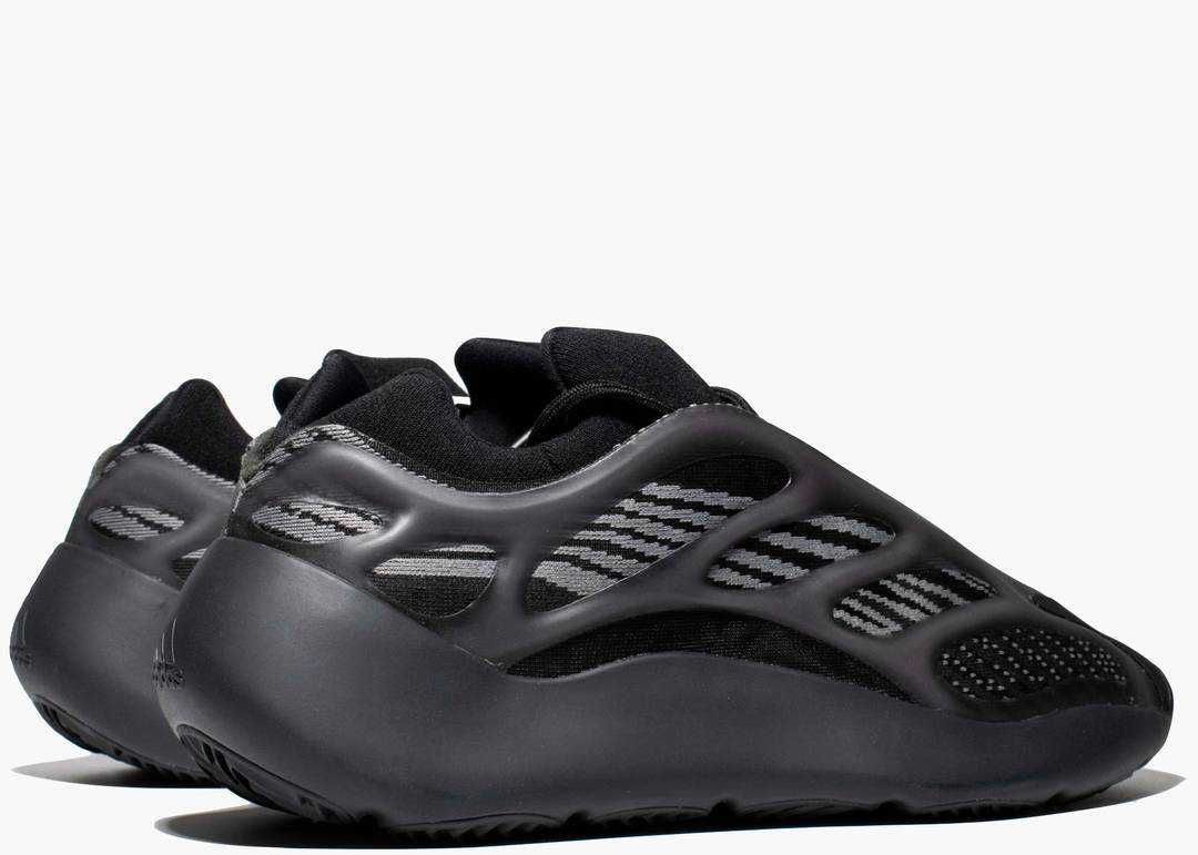 Adidas Yeezy Boost 700 V3 Alvah - Размери - 42 43 44