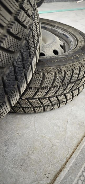 Комплект диски с шинами R15