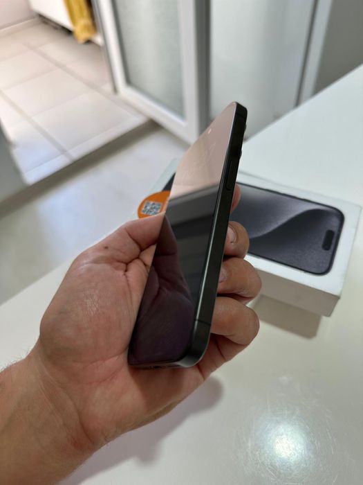 Iphone 15 PRO MAX black baterie 93%