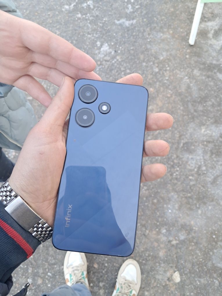 Infinix hot 30 i