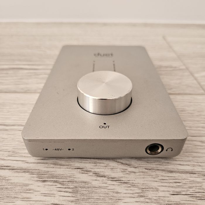 Продам звуковую карту Apogee Duet для Mac OS