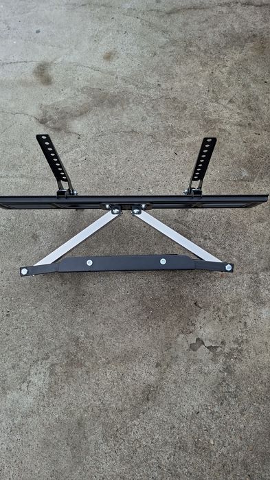 Suport TV care tine pana la 50 kg