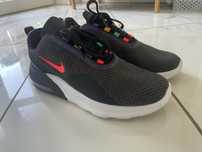Nike Air Max Motion 2
