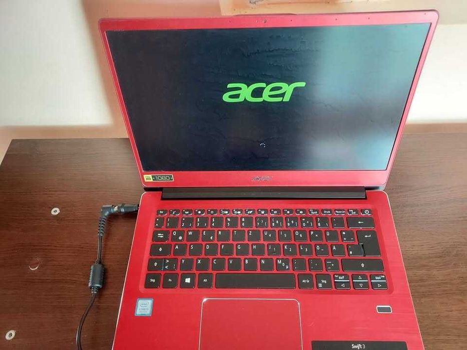 Acer Swift 3 Display 14 SLIM FHD - I5 a 8 a gen, SSD 250GB, 4GB DDR4