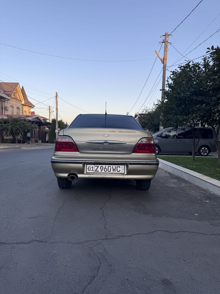Neksiya 1 yaxshi xolatda 2chi qul