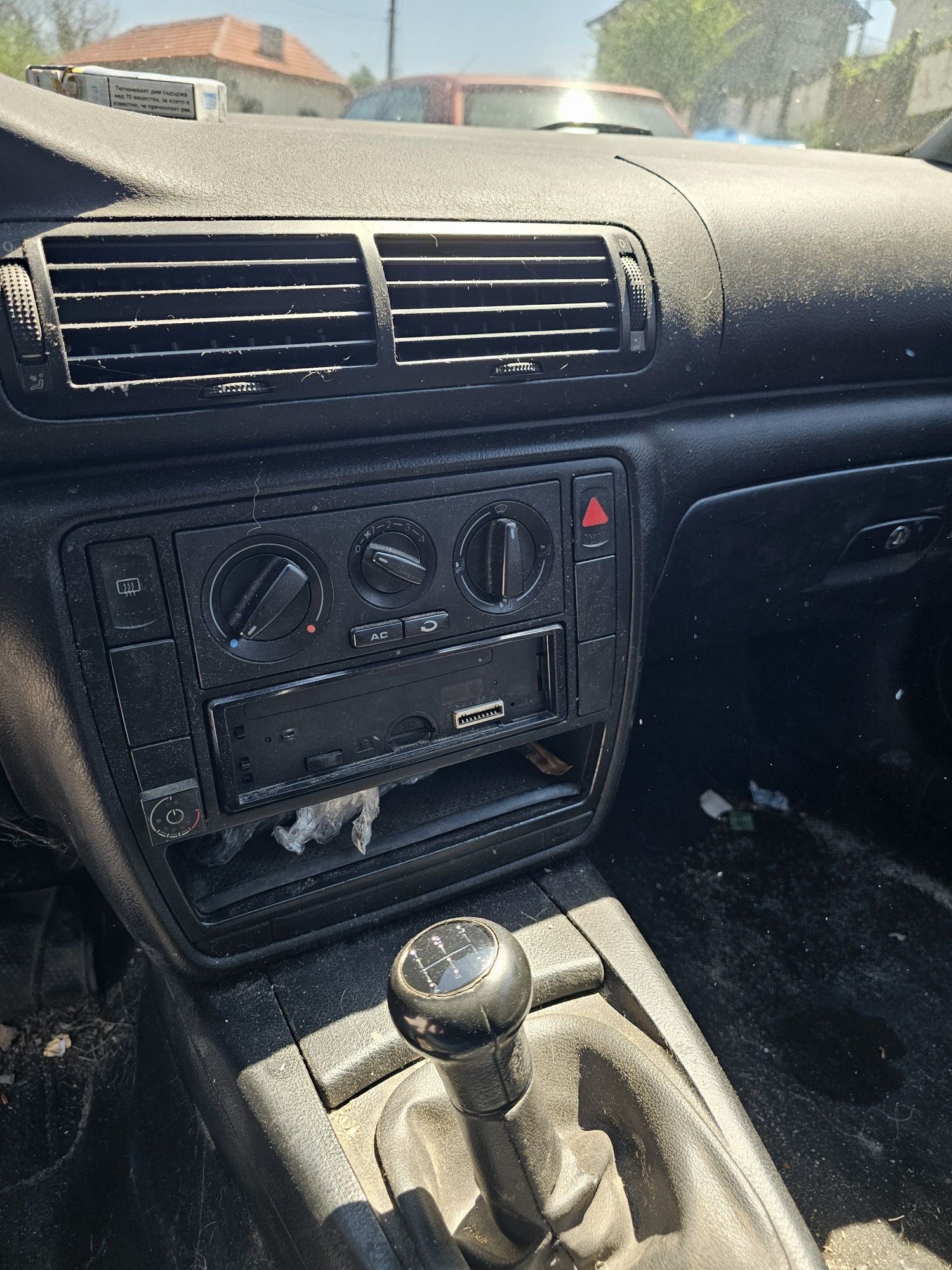 VW Passat 1.6i газов инжекцион
