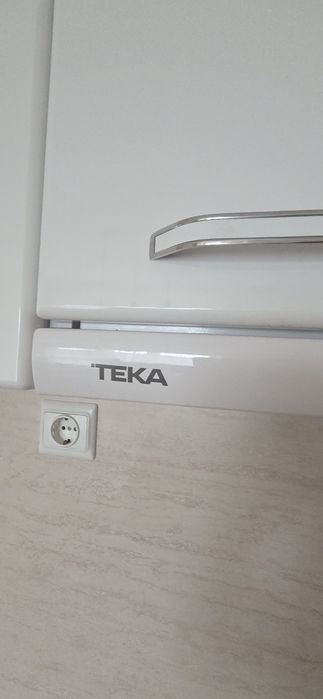 Кухня MDF бял гланц