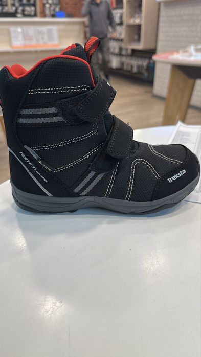 Ghete iarna noi Treksta Cobra II Gore -Tex, icelook, marimea 32!