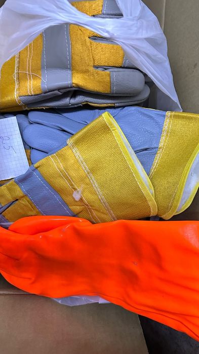 Перчатки техно с утеплителем