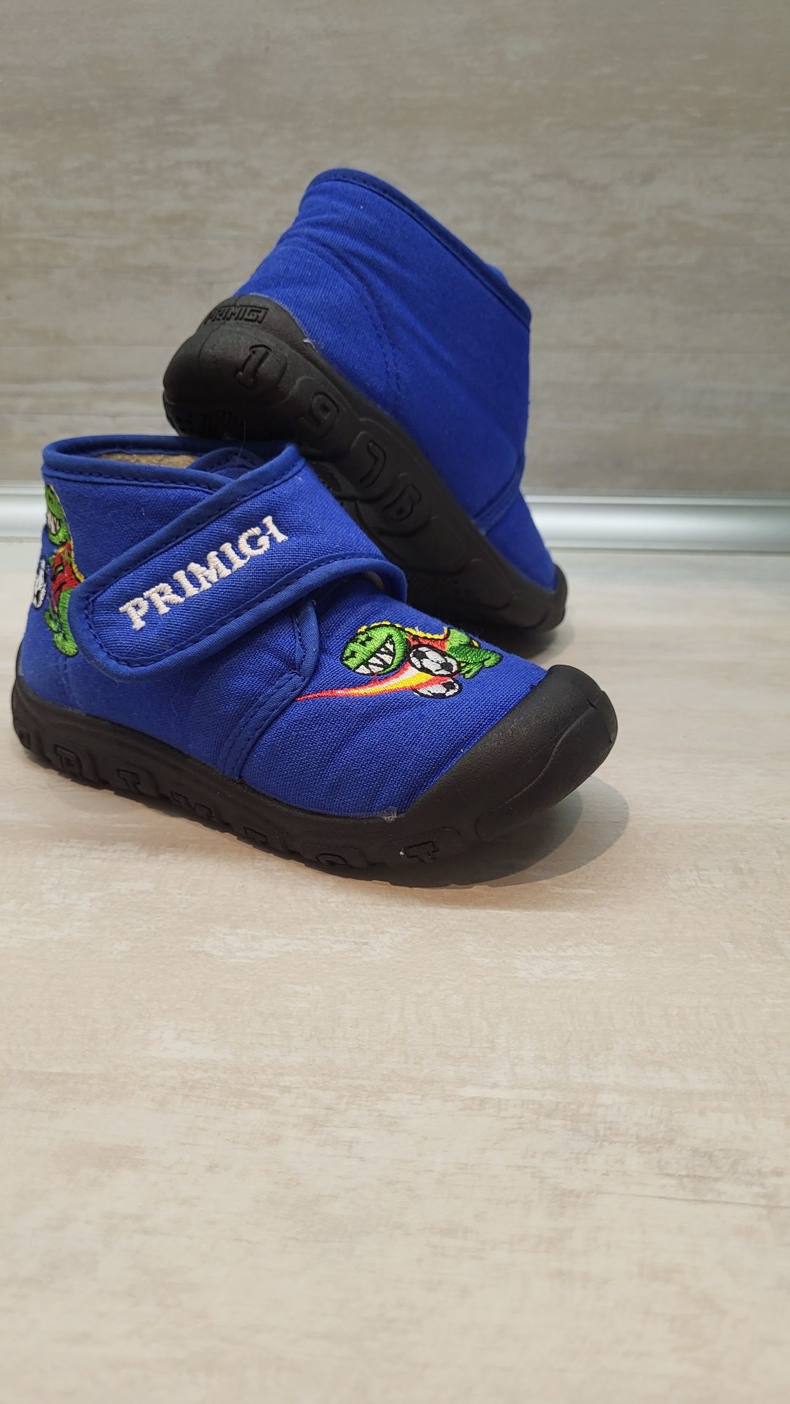 Зимни пантофи Primigi, 24 номер
