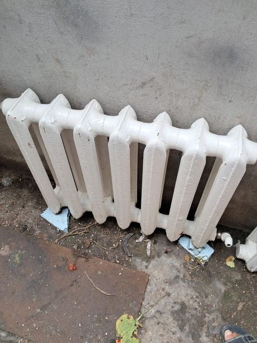 Vand calorifere pe elemenți