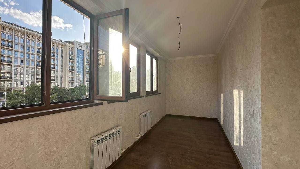 153 кв за  1000 у.е Офис Ойбек Кунаева напротив Мирабад Авеню