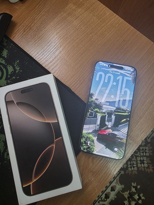 Айфон 16 про макс на гарантии