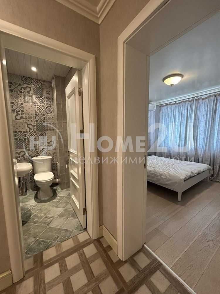 Продава се Тристаен апартамент в к.к. Св.Св. Константин и Елена - 195 кв.м за 2000 €/кв.м - Снимка #7