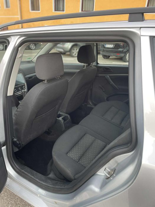 Vând Skoda Octavia