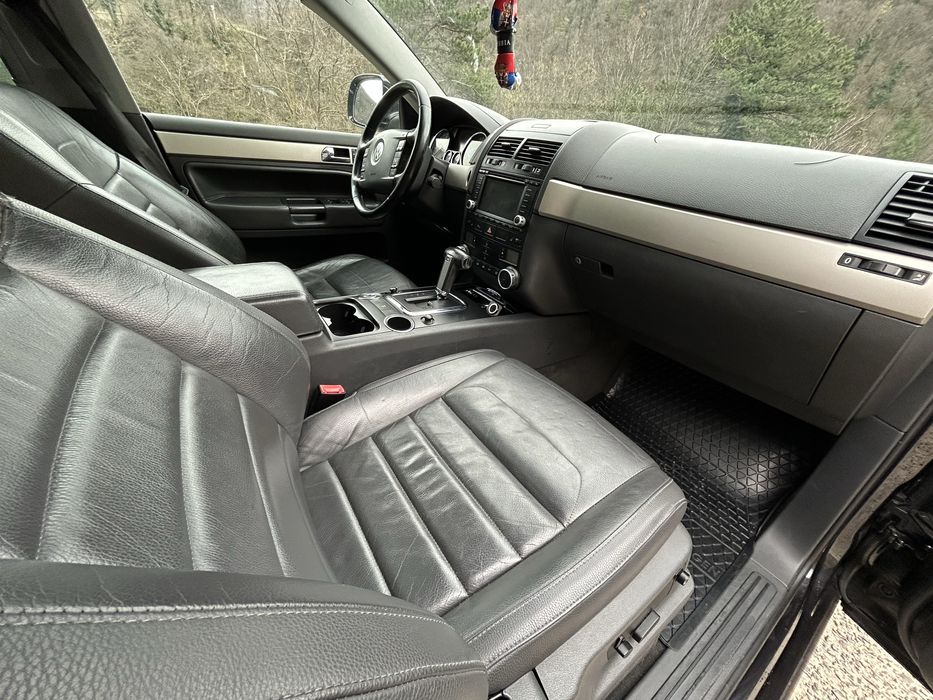 Volkswagen Touareg 3.0V6 Cod BKS An 2007 Cutie Automată