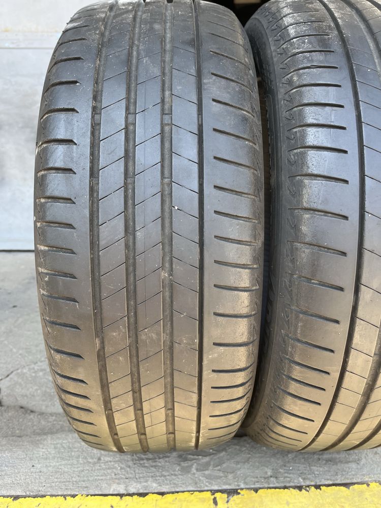 2 бр. летни гуми 195/55/16 Bridgestone DOT 0217 5 mm