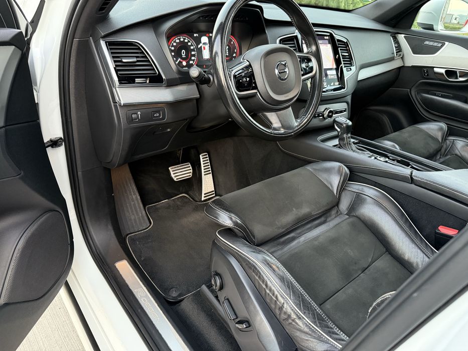 Volvo xc 90 R-design 7 locuri D5 235 cai 4x4 full options!!