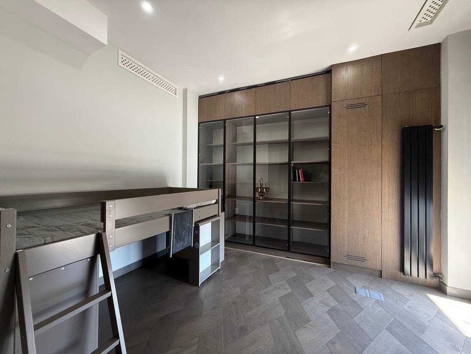 ПРОДАЕТСЯ 4/5/8 140м2 ЖК Минор на: Малика